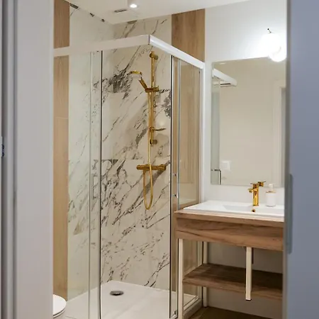 Apartment Goldfin