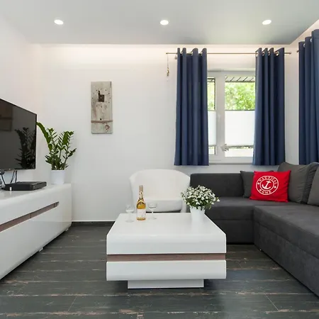 Rafa Holiday home *