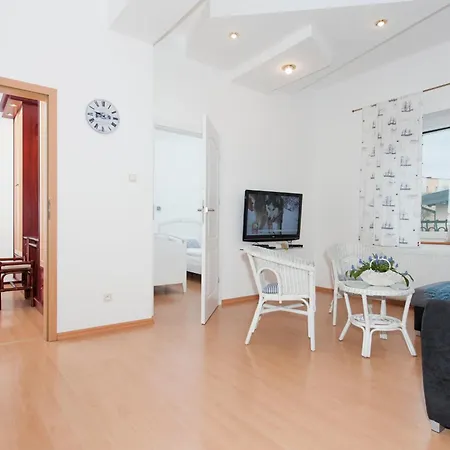 Rafa Apartment