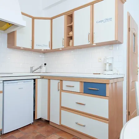 Apartment Rafa *