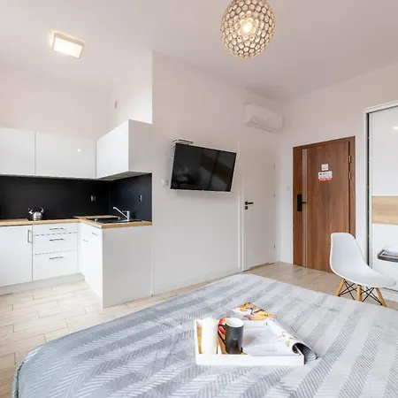 Aparthotel Baltyckie - Grand Baltic - Wifi, Klimatyzacja, Sala Zabaw, Taras Wypoczynkowy, Centrum Ustki