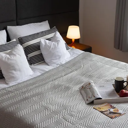 Aparthotel Baltyckie - Grand Baltic - Wifi, Klimatyzacja, Sala Zabaw, Taras Wypoczynkowy, Centrum Ustki Stolpmünde