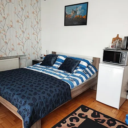 - * Ustka