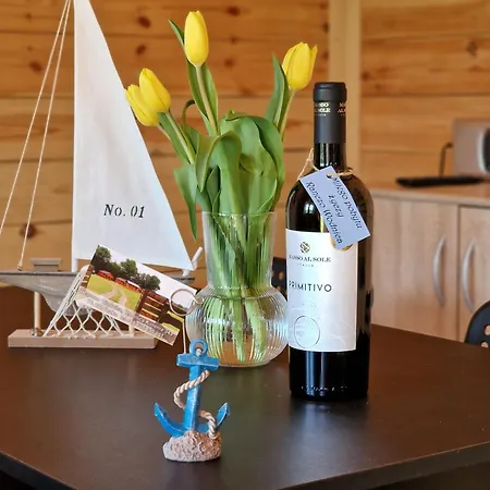 Ranczo Wodnica - Letniskowe, Na Wylacznosc Holiday home *