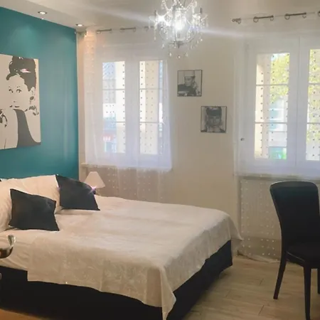 Homestay Pokoje Goscinne W Starym Kinie Ustka