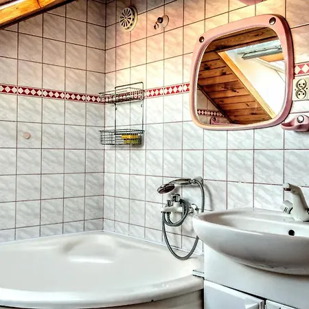 Apartment Mieszkanie Czwarte Pietro