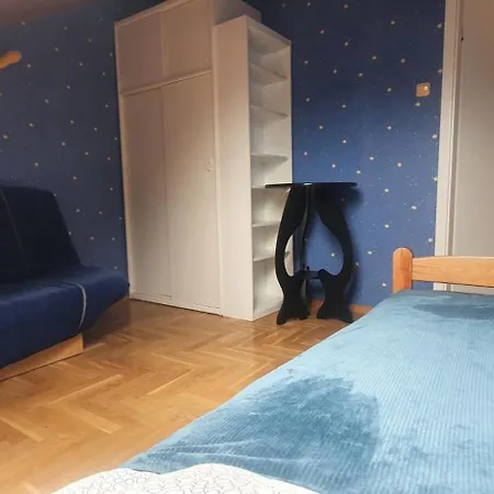 Mieszkanie Czwarte Pietro Apartment *