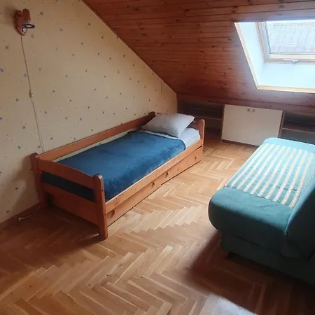 Mieszkanie Czwarte Pietro Apartment