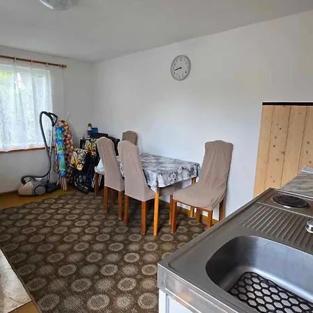 Akacja Pokoje Z Lazienkami Apartment