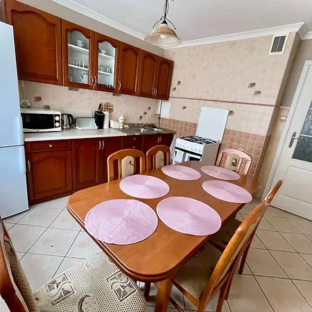 Mieszkanie U Haliny Apartment
