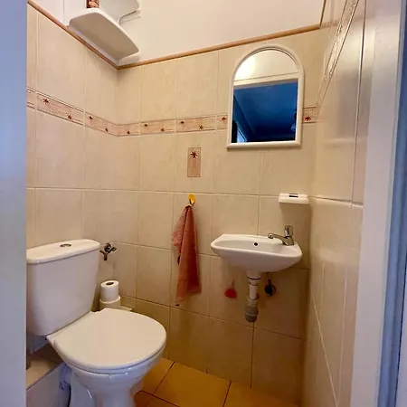 Mieszkanie U Haliny Apartment *