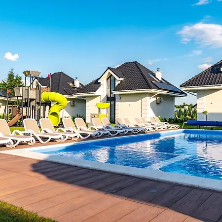 Holiday home Family - Dwupoziomowe Z Basenem *