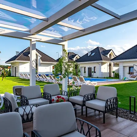Family - Dwupoziomowe Z Basenem Holiday home Ustka
