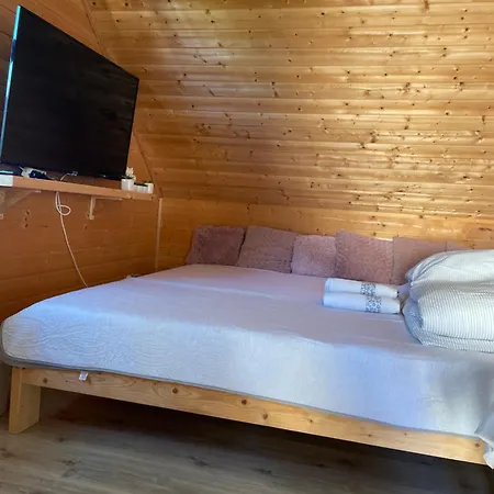 Pokoj Victoria Na Poddaszu Z Lozem King Size * Ustka