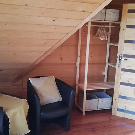 Villa Woodorf Drewnem Uslane - Z Bala Nad Rzeka Slupia Wsrod Pol I Lasow Z Grillowa, Ogniskiem I Placami Zabaw Dla Dzieci Ustka