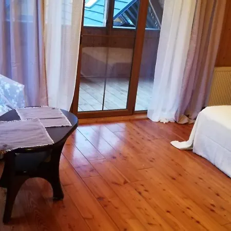 Villa Woodorf Drewnem Uslane - Z Bala Nad Rzeka Slupia Wsrod Pol I Lasow Z Grillowa, Ogniskiem I Placami Zabaw Dla Dzieci Ustka