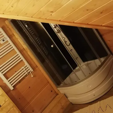 Villa Woodorf Drewnem Uslane - Z Bala Nad Rzeka Slupia Wsrod Pol I Lasow Z Grillowa, Ogniskiem I Placami Zabaw Dla Dzieci Ustka