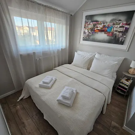 M&m Apartment *