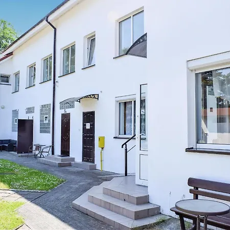 Apartment In With Kitchen *