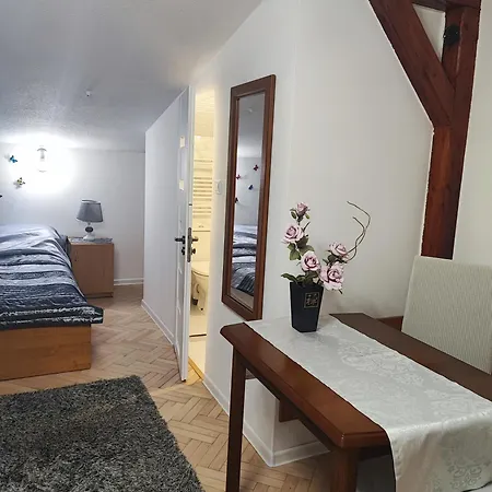 - Ustka