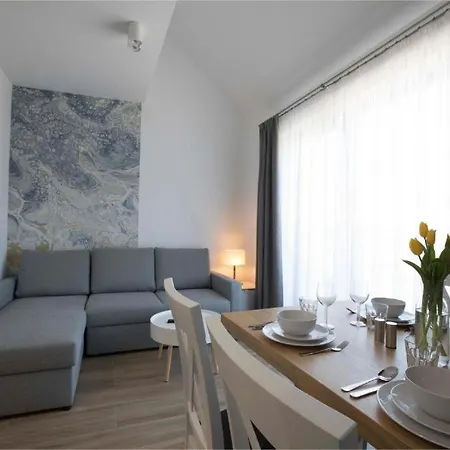 Hotel apartamentowy Przy Porcie *