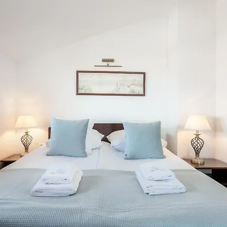 Bed & Breakfast Columbus - Limanowskiego 1
