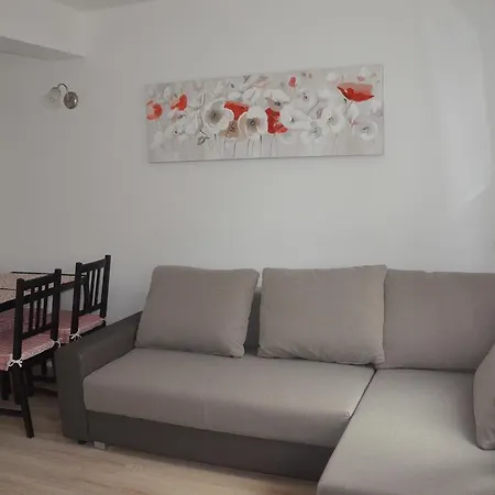Bialy Dom Homestay *