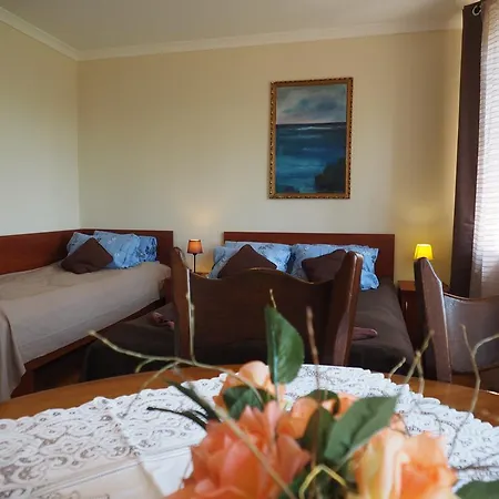 Sztorem Apartment *