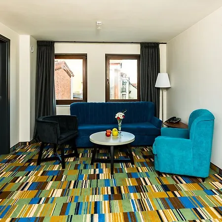 Armada Hotel apartamentowy 2*