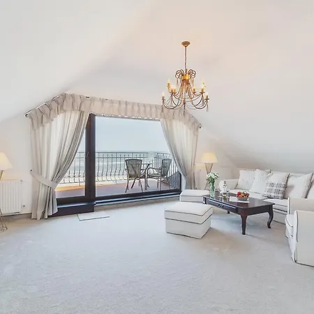 Bed & Breakfast Columbus - Limanowskiego 1