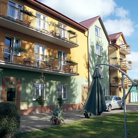 Osrodek Rehabilitacyjno-wczasowy Ewa Holiday park 2*
