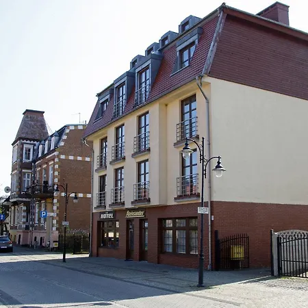Aleksander Hotel 2*