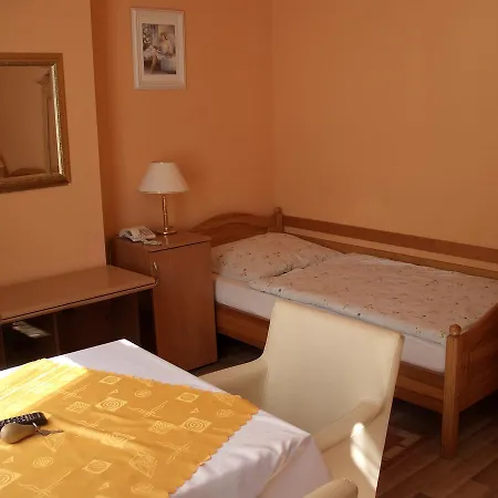 Hotel Alga 2*