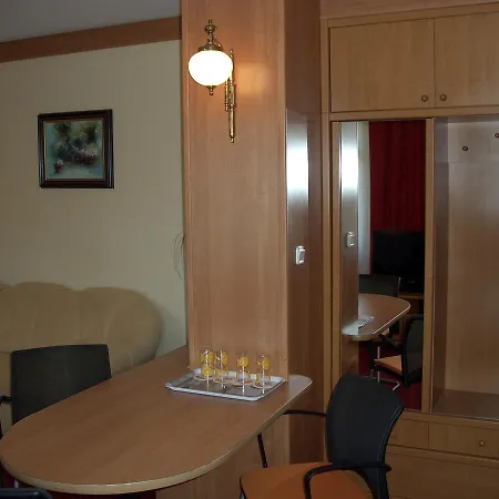 Hotel Alga 2*