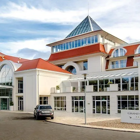 Hotel Grand Lubicz Uzdrowisko 5*