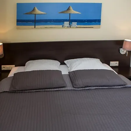 Aronia Bed & Breakfast 3*