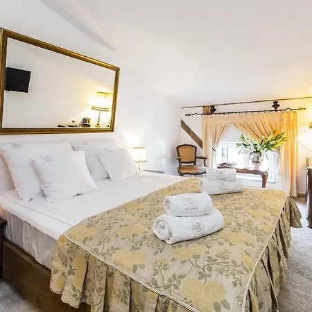 Red Bed & Breakfast