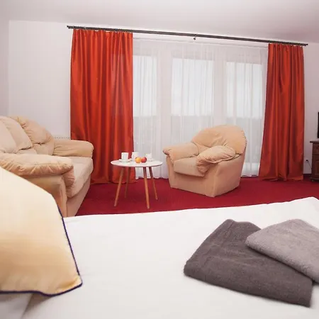 Hotel West Plaza Ustka 2*