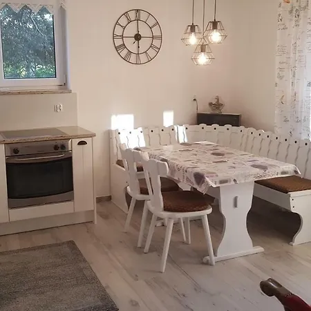Pokoje Goscinne Fala *