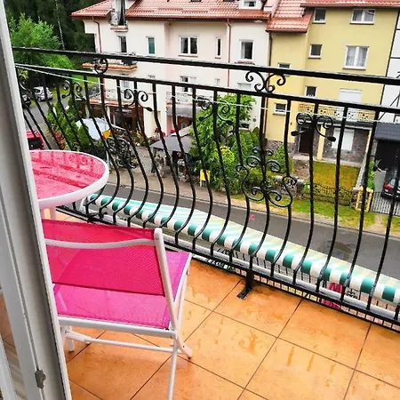 Apartment Apartamenty Pod Sosnami *
