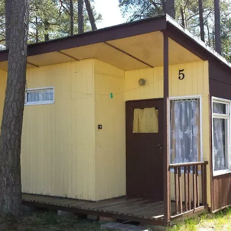 Domki Zacisze Kompleks wypoczynkowy *