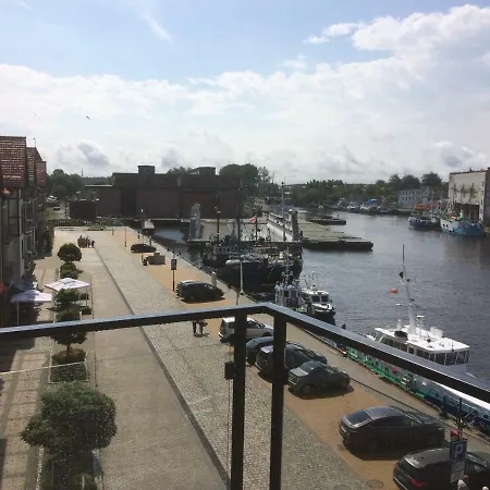 Port Apartment