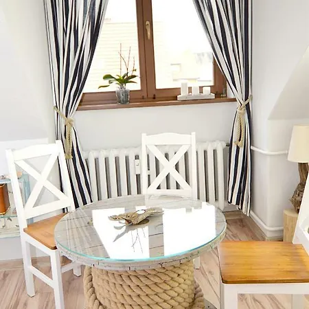Morska Przystan Apartment *