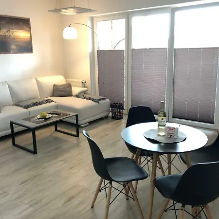 Polna Z Ogrodem Apartment *