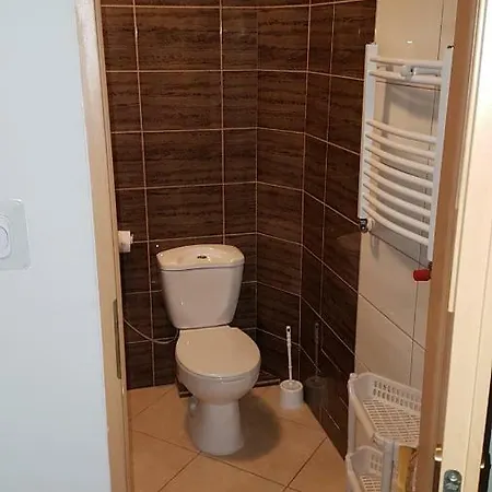 Pokoje Goscinne Orzechowo-zapadle *
