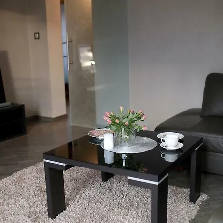 Apartment Slowianski 150 Mtr Do Plazy Centralnie Polozony Przy Glownej Promenadzie