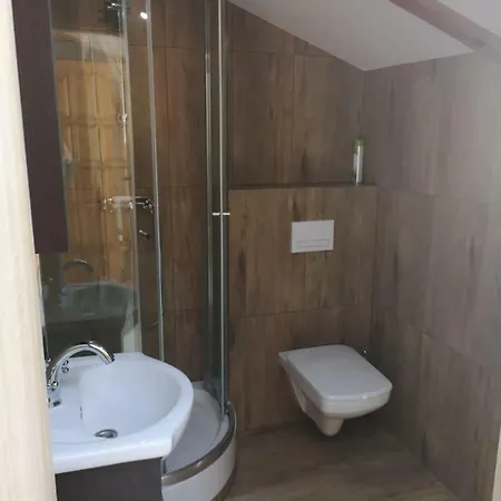 Na Poddaszu Czwarte Pietro Homestay