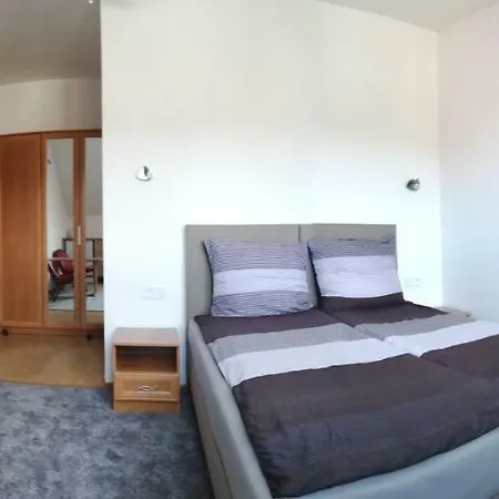 Homestay Domus *