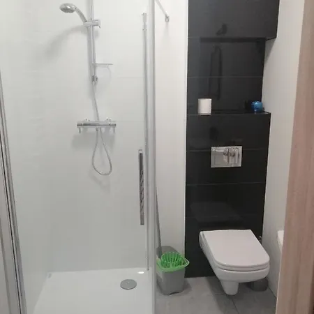 Homestay Pokoje Goscinne Pod Delfinkami Ustka