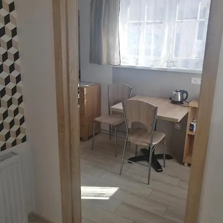 Pokoje Goscinne Pod Delfinkami Homestay *